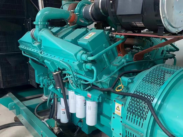 建昌更换100kW柴油发电机组机油时，需要注意哪些事项？